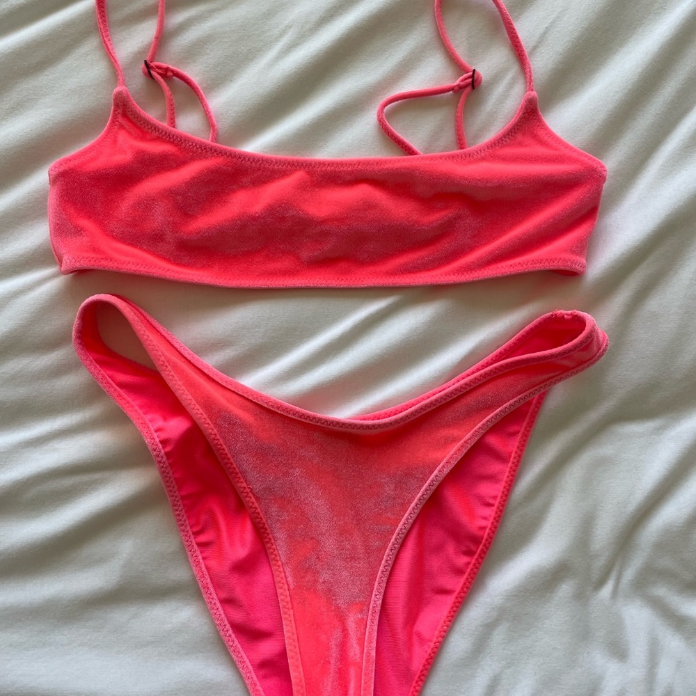 triangl pink velvet bikini